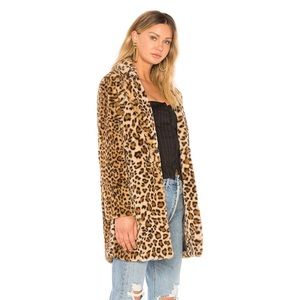 Beautiful faux leopard jacket